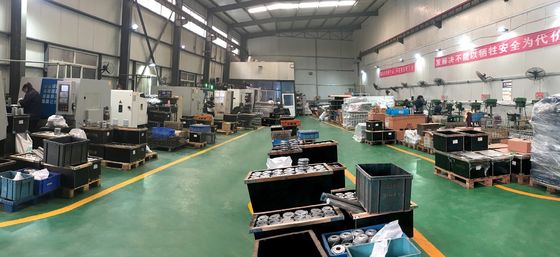 폴리카보네이트 플라스틱 재질용 250,000-300,000샷 금형 수명을 가진 맞춤형 OEM CNC 가공 플라스틱 사출 금형