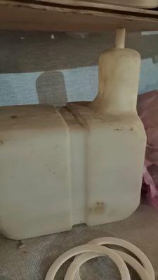 300000-1000000 샷 수명 가전용품용 특수 모양의 Custom blowing mold 플라스틱 가스 / 연료 탱크