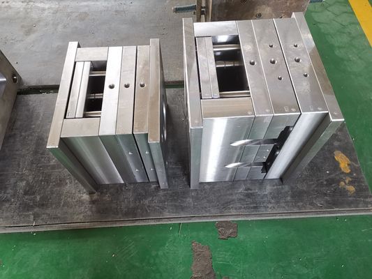 플라스틱 제품 디자인 및 사용자 정의를 위한 맞춤형 색상 플라스틱 블로 Mold Mold